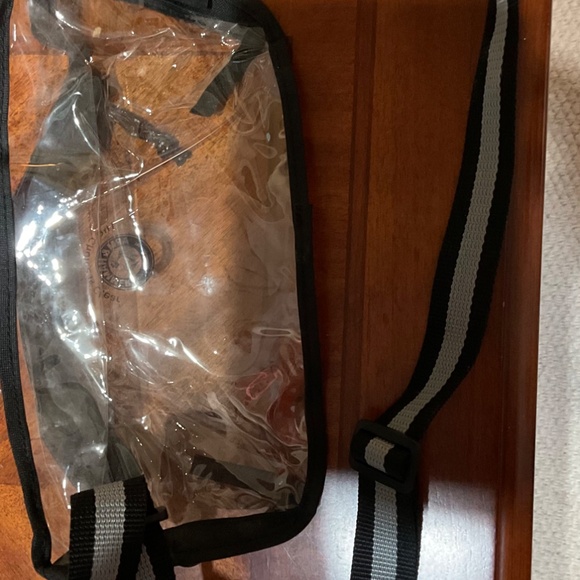 Gemline Arm & Hammer Clear Mini Sling Bag - Picture 5 of 7
